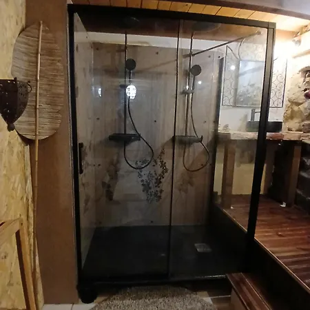 12 Personnes En Pleine Nature Bain, Sauna, Kota * Laussonne