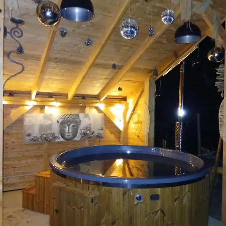 Holiday home 12 Personnes En Pleine Nature Bain, Sauna, Kota