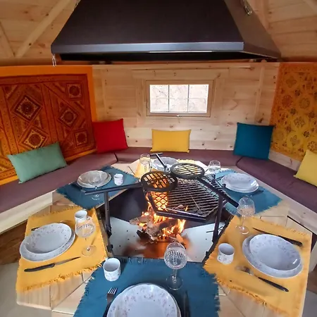 Holiday home 12 Personnes En Pleine Nature Bain, Sauna, Kota *