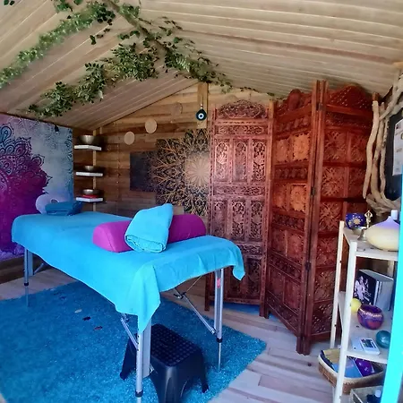12 Personnes En Pleine Nature Bain, Sauna, Kota Laussonne