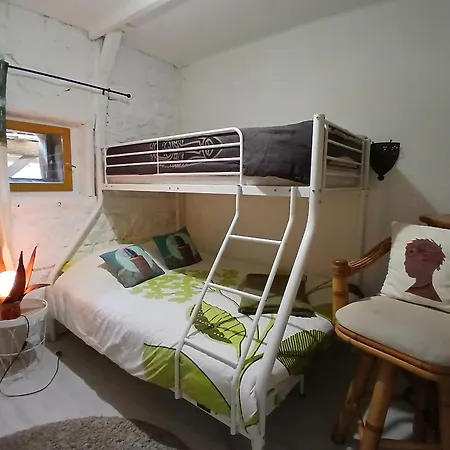 Holiday home Insolite 12 Personnes Bain Nordique Et Sauna En Pleine Nature Laussonne