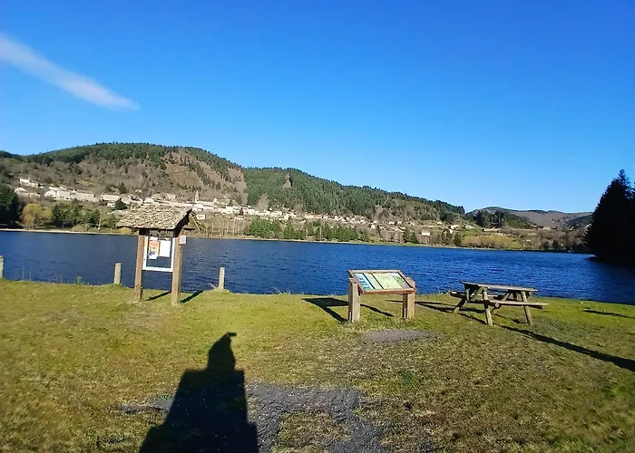 Prázdninový dům Insolite 14 Personnes Bain Nordique Et Sauna En Pleine Nature Laussonne