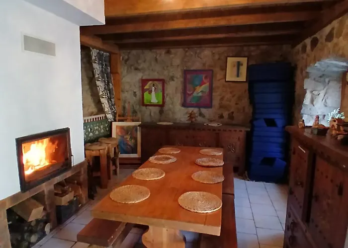 Prázdninový dům Insolite 14 Personnes Bain Nordique Et Sauna En Pleine Nature Laussonne